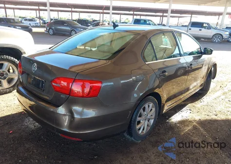 2014 Volkswagen Jetta 1.8T Se из США, поврежденный, VIN 3VWD17AJ5EM354516